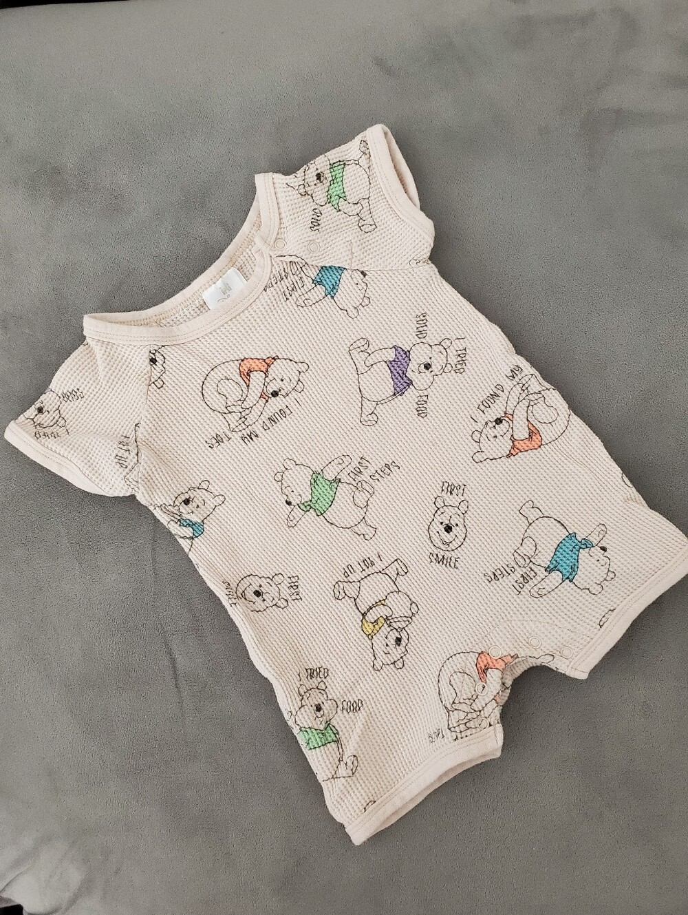 Disney Winnie the Pooh baby romper onesie | 9 months